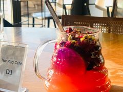 紫菠萝蝶豆花白茶气泡汁-The Rug Cafe(王府中环店)