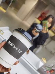 -变画·发型STUDIO