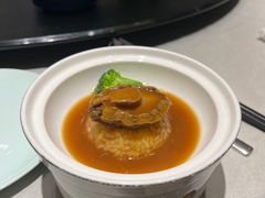 -浦東饭店(育才街怀特国际商城店)