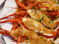 -鑫悦楼煎蟹·16年海鲜大排档