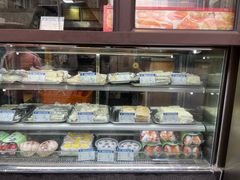 面包甜点陈列柜-五芳齋(云南南路店)