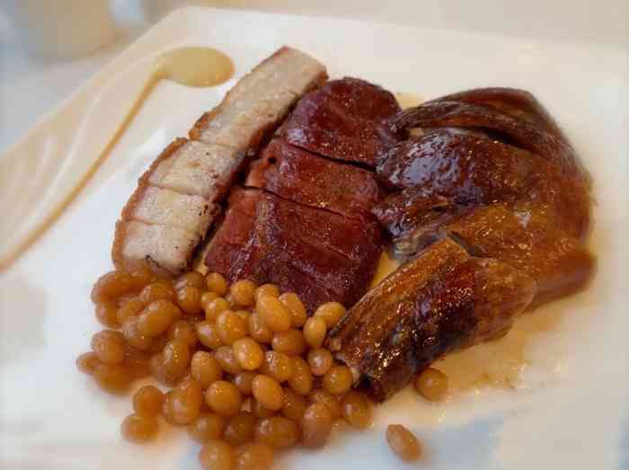 唐宫海鲜舫(889广场店"特色菜鸽子 虾饺非常美味 下次再来.