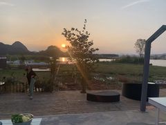 -夏屿湖畔.落日湖景餐厅(普者黑景区店)
