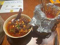 -包整·丝娃娃(一览甲秀楼风景店)