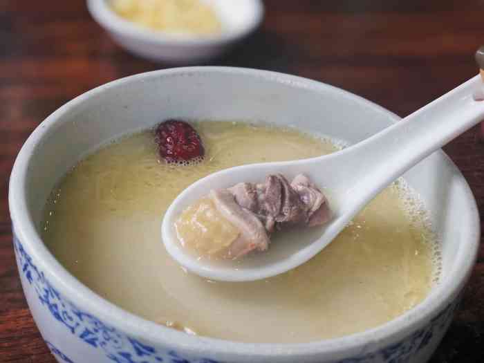 山姜头鸡汤-"吃货带我走天下[调皮]～朋友说廉江有一碗.