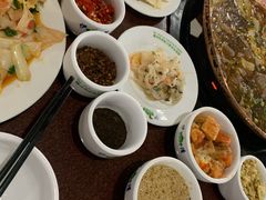 -朝伟清真铜瓢牛肉馆(三十年老·店)