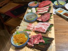 -明洞阿姨·韩式酱蟹烤肉·创意料理(三元桥店)