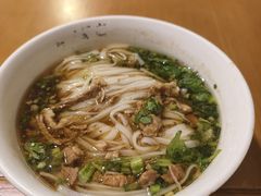 -矮子粉店1985·长沙米粉(湘春路店)