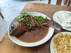 -明月食府(二区干二路店)