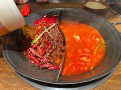 -萍姐火锅·公路夜市(武汉首店)