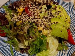 牛油果时蔬沙拉-千寻山野烤肉(中关村店)