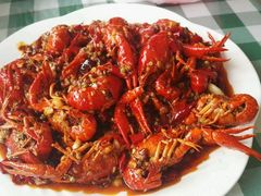 -一万鑫麻辣小龙虾
