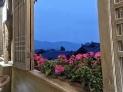 -有一锅·野生菌黑山羊腊排骨火锅(古城北门店)