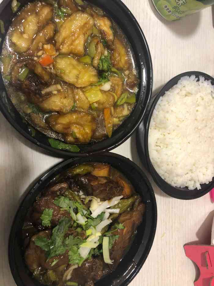 老饭盒炖肉-"今天天儿不太好,订了外卖,明智的选择,."-大众点评移动版
