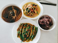 -天鹅到家·保姆月嫂育儿嫂(朝阳店)
