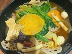 -万记麻辣烫国展总店