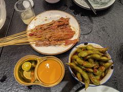 -何妹湿辣牛肉·粤式烧烤砂煲(桂雅路店)