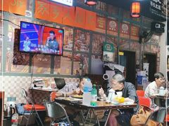 -蚝堡海鲜·威海菜·海肠捞饭·烧烤·亚洲吃蚝公司(幸福门店)