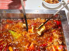 -二荆条·蜀鲜汇城市森林火锅