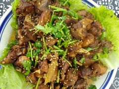 -八两八金·莱芜特色炒鸡(市南漳浦路店)