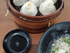 加蟹小笼包-常鲜德乐购迎桂馒头店(麻巷公寓店)