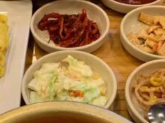 自助泡菜-金北顺大锅家(신사본점)