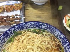 -陇上全荟兰州传统牛肉面(延吉路店)