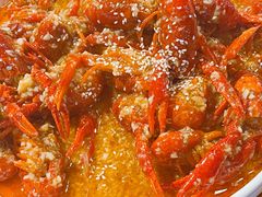 -李双猪·小龙虾·烧烤·羊肉煲(乐山店)