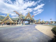 -七彩云南欢乐世界