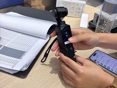 -DJI大疆(深圳华强北曼哈授权体验店)