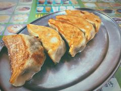 鲜肉韭菜煎饺-芬芳甜品(同福路店)