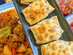 -伊带伊路新疆美食府(呼家楼店)