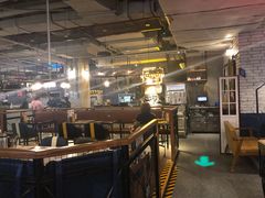 大堂-机器人火炉披萨(爱琴海店)