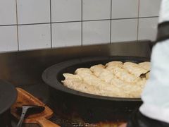 -黄阿姨锅贴大王(万航渡路店)