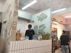 -四小区火锅·巷子里的重庆火锅(花照壁店)