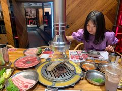 -青瓦炭韩潮烤肉(花园道店)