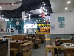 大堂-屋头串串(龙潭寺店)