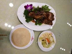 民芳肘子-东四民芳餐厅(世茂工三店)