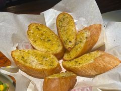 蒜香黄油法包-秀·爱尔兰餐吧(上海路店)