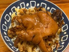 -红猪卤肉饭(大西洋美食城店)