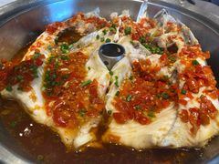 剁椒鱼头-老湘亲·品鉴湘菜(蔡塘爱琴海店)