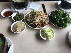 -闫家驴肉老店(华电一校店)
