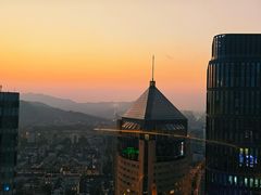 -Hi City·城市之巅