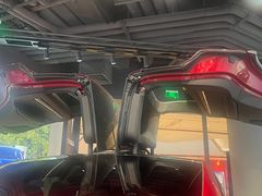 -TESLA 特斯拉(上海太古汇体验店)