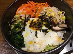 传统石锅拌饭-·缸桶屋·韩式牛肋条自助烤肉(西湖D11店)