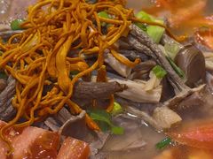 -乡土特色.冷锅鱼.牦牛肉汤锅