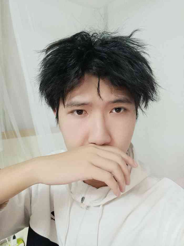 啦唯造型(唯品同创汇店)-"【项目】剪发太垃圾了吧! 服务态.