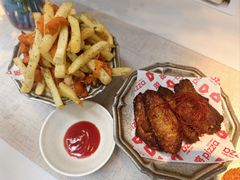 -春树下·树屋花房西餐厅(罍街AS1980店)