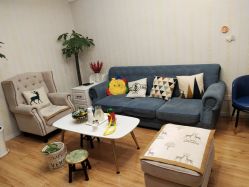 -萱草产后康复催乳中心(江宁万达店)