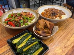 -醉牛腩·面小馆